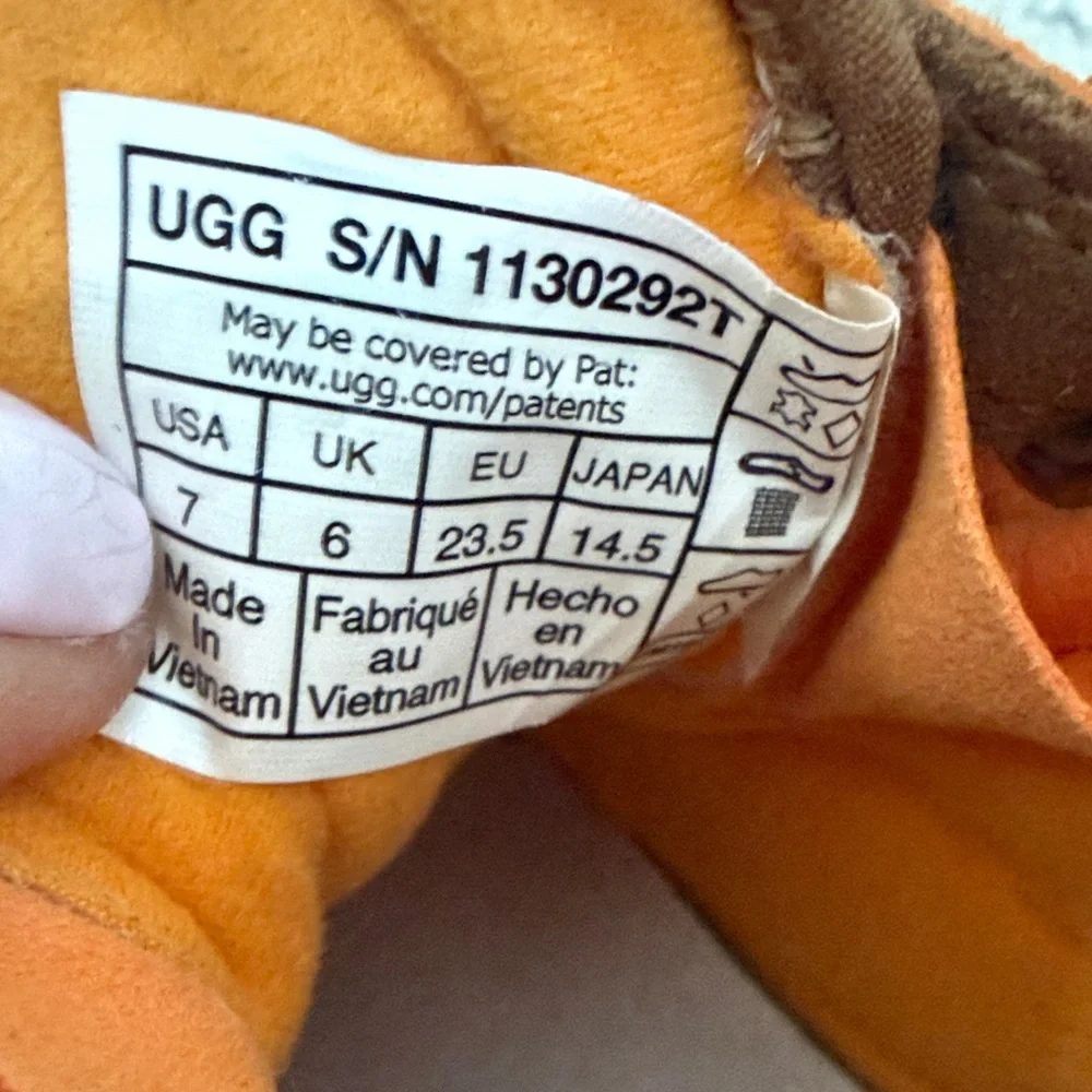 Ugg Kids Rennon ii Brown Suede Velcro Sneakers with Orange Lining
